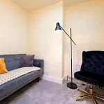 Templetwenty5 By 360 Stays - Highly Rated Oxford Home With Parking
